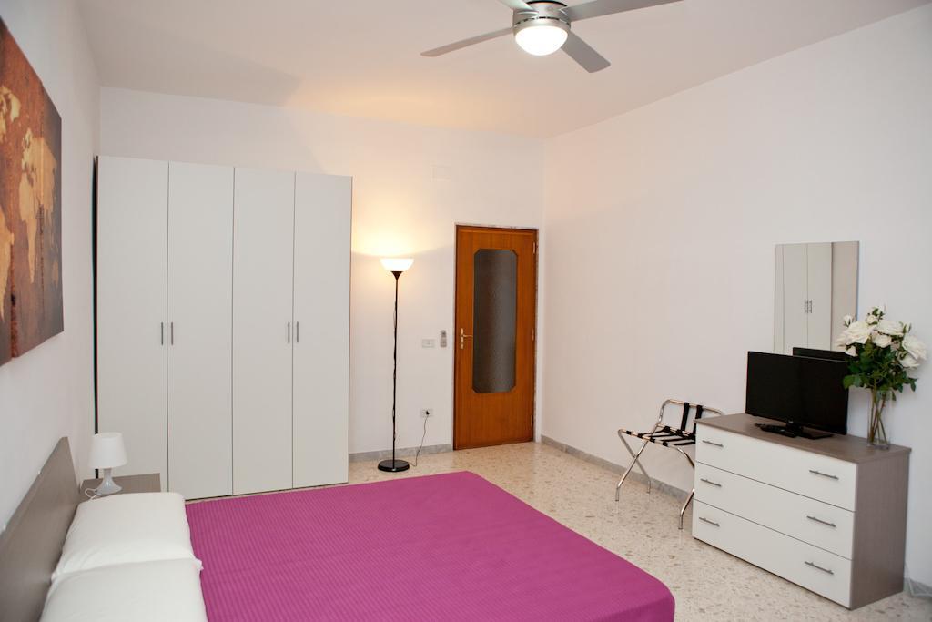 Maipiusenza House Apartment Monopoli Room photo
